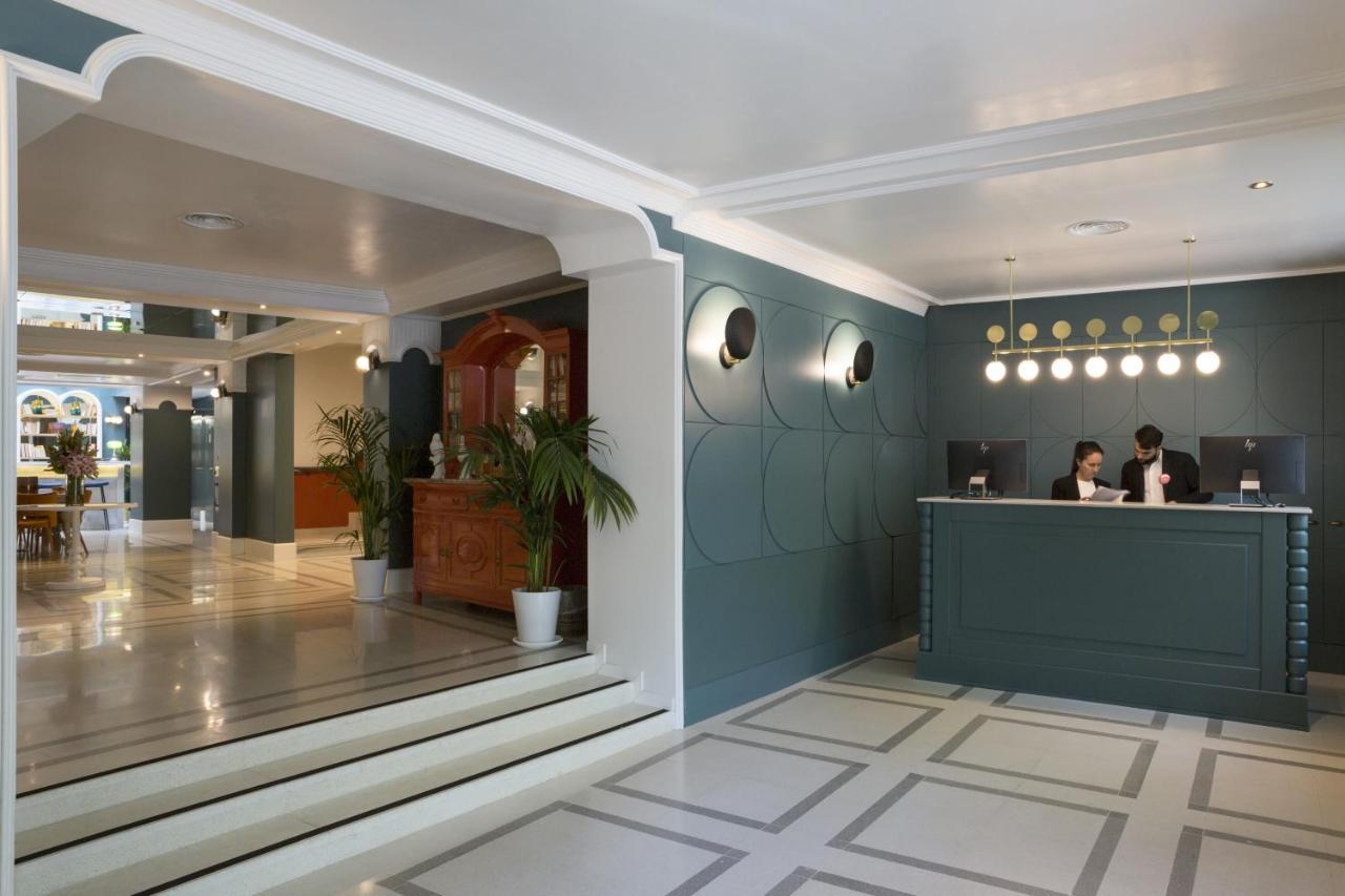 Hotel Petit Palace Puerta De Triana 3*